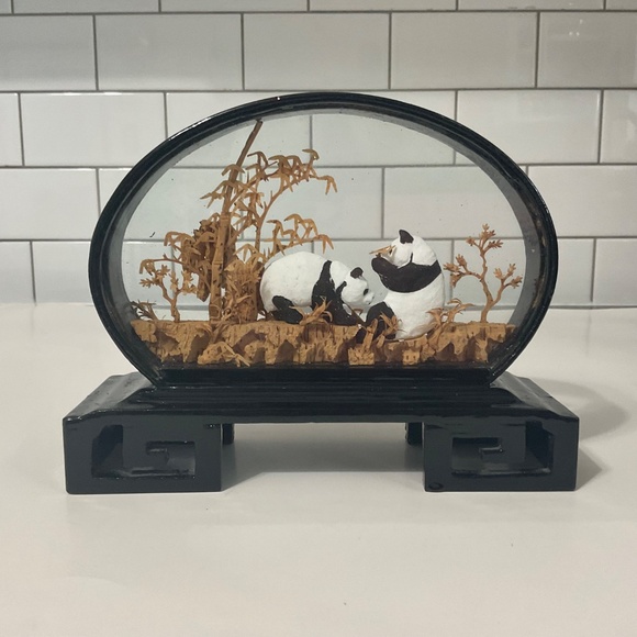 VTG Chinese Cork Carving Diorama Pandas Wood Case - Picture 2 of 6